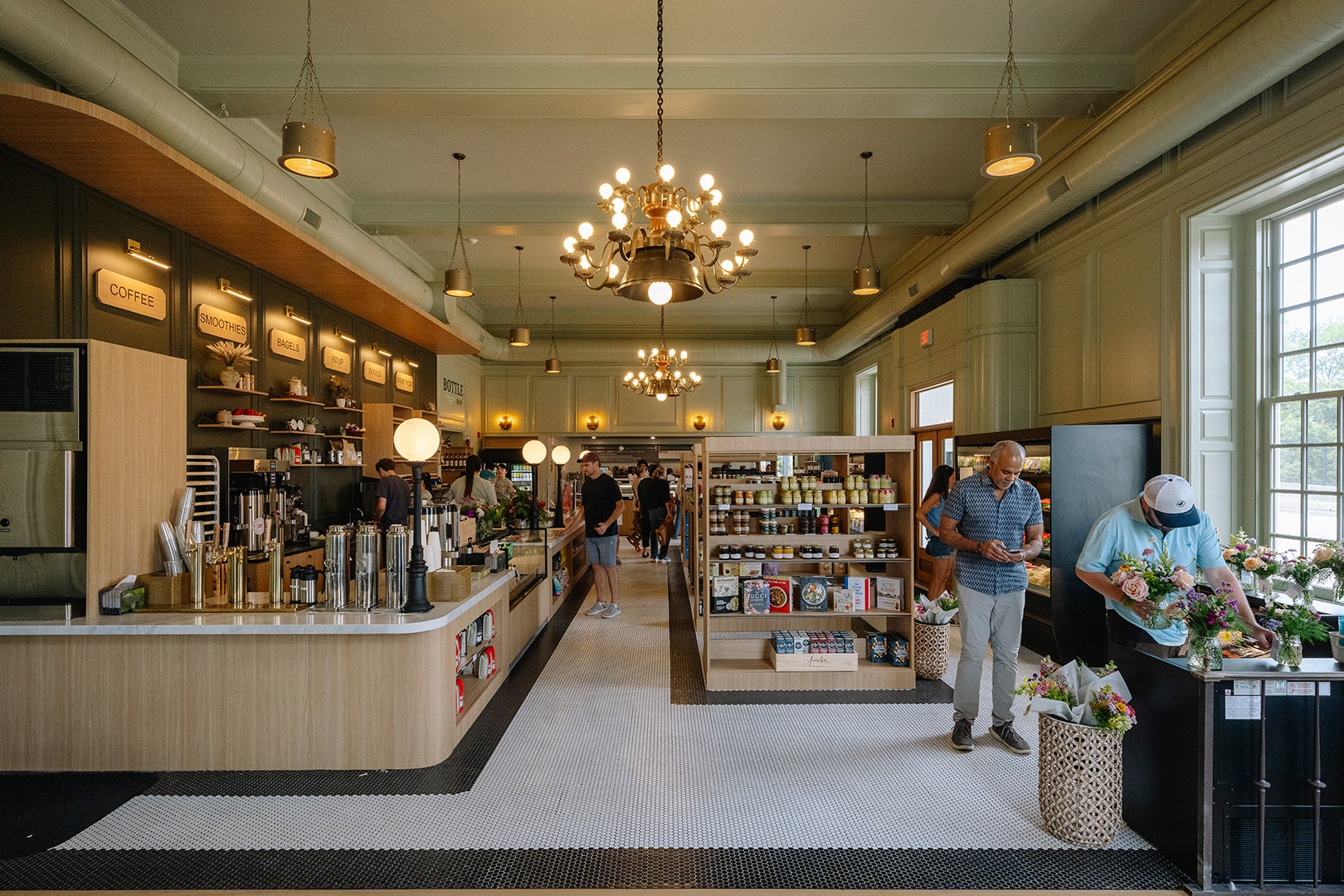 boston.com - Nathan Tavares - 5 best new restaurant openings and dining updates in Boston (August 20, 2026)