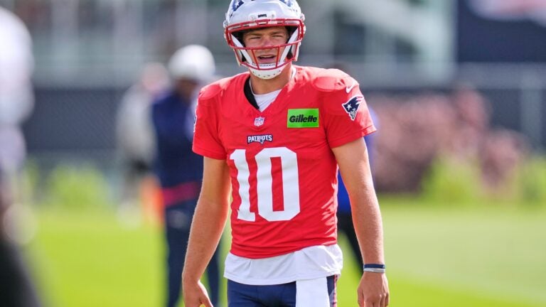 Drake Maye struggles, other takeaways from Patriots training camp