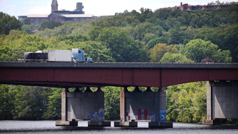 Body recovered from Lake Quinsigamond in Shrewsbury