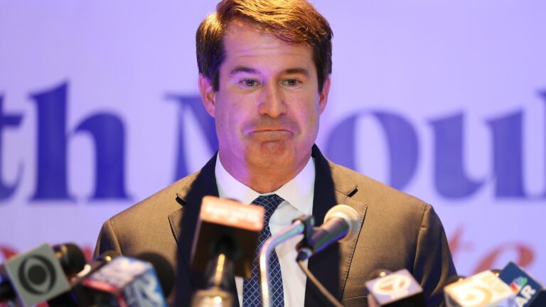 Winners , losers , and lessons from primary day in Mass .