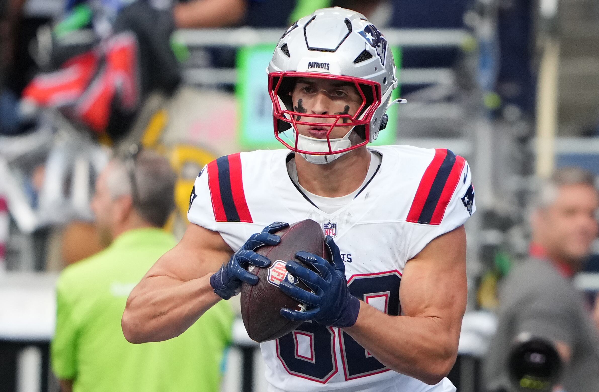 boston.com - Khari A. Thompson - Patriots rookie Eli Raridon's status downgraded on latest injury report