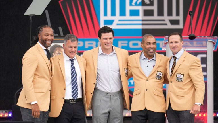 Pro Football Hall of Fame cuts selection panel nearly in half Pro Football Hall of Fame cuts selection panel nearly in half