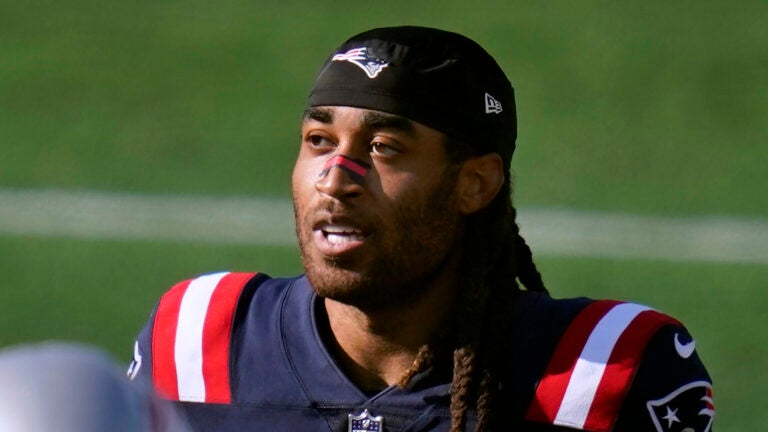 Stephon Gilmore says he ‘probably wouldn’t’ play if he were in Christian Gonzalez’s shoes