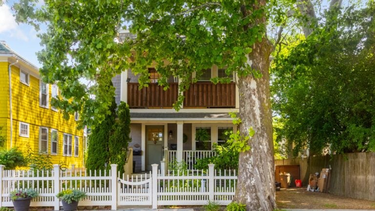 A sunny 2-bedroom condo near Harvard Square — can you guess the price?