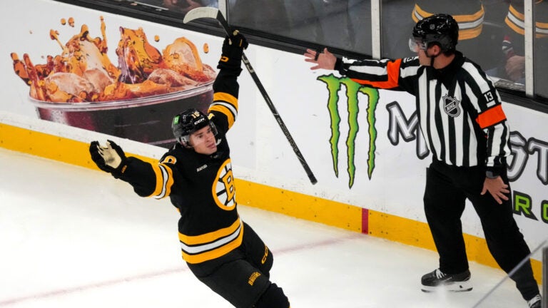 Peterka starts Bruins career with a bang Peterka starts Bruins career with a bang