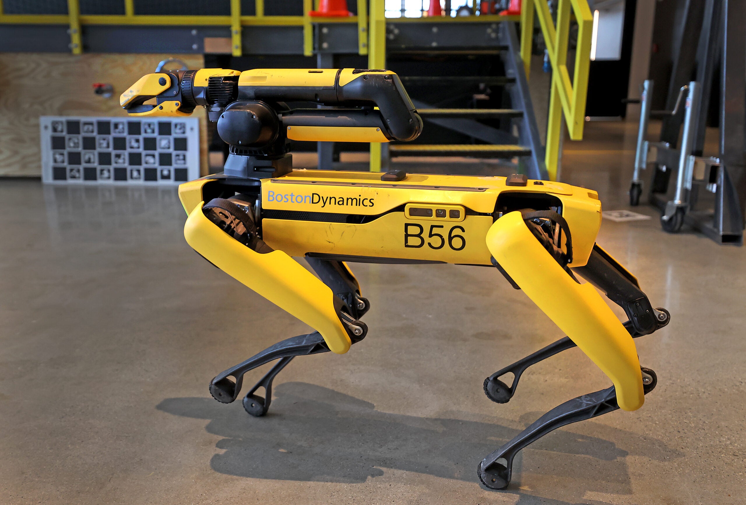 boston.com - Madison Lucchesi - ICE settles contract to buy Boston Dynamics robots for $1.3 million