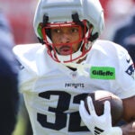 Patriots Patriots issue discouraging injury update about TreVeyon Henderson before Seahawks game 3 min read