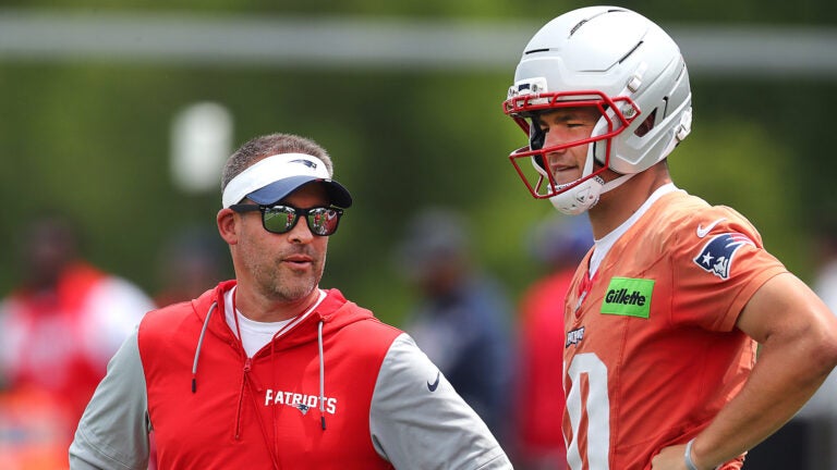 Have defenses solved Drake Maye, Patriots offense? Josh McDaniels responds.