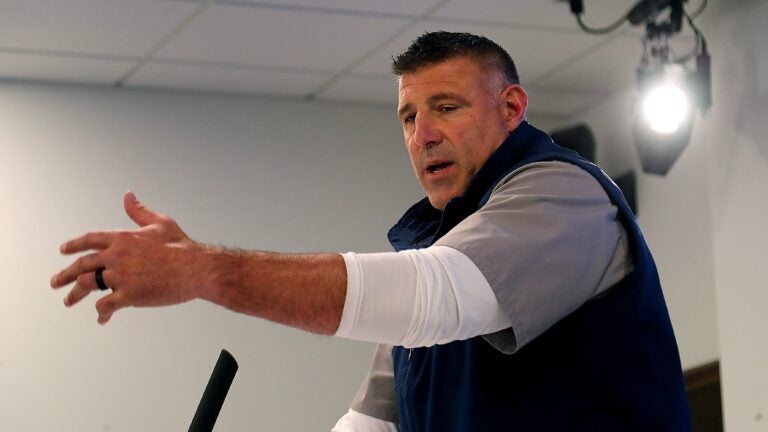 Mike Vrabel, Kevin Byard respond to new BU CTE study Mike Vrabel, Kevin Byard respond to new BU CTE study