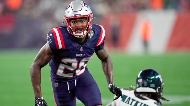 Patriots elevate two DBs from practice squad for Week 4 vs. Bills Patriots elevate two DBs from practice squad for Week 4 vs. Bills