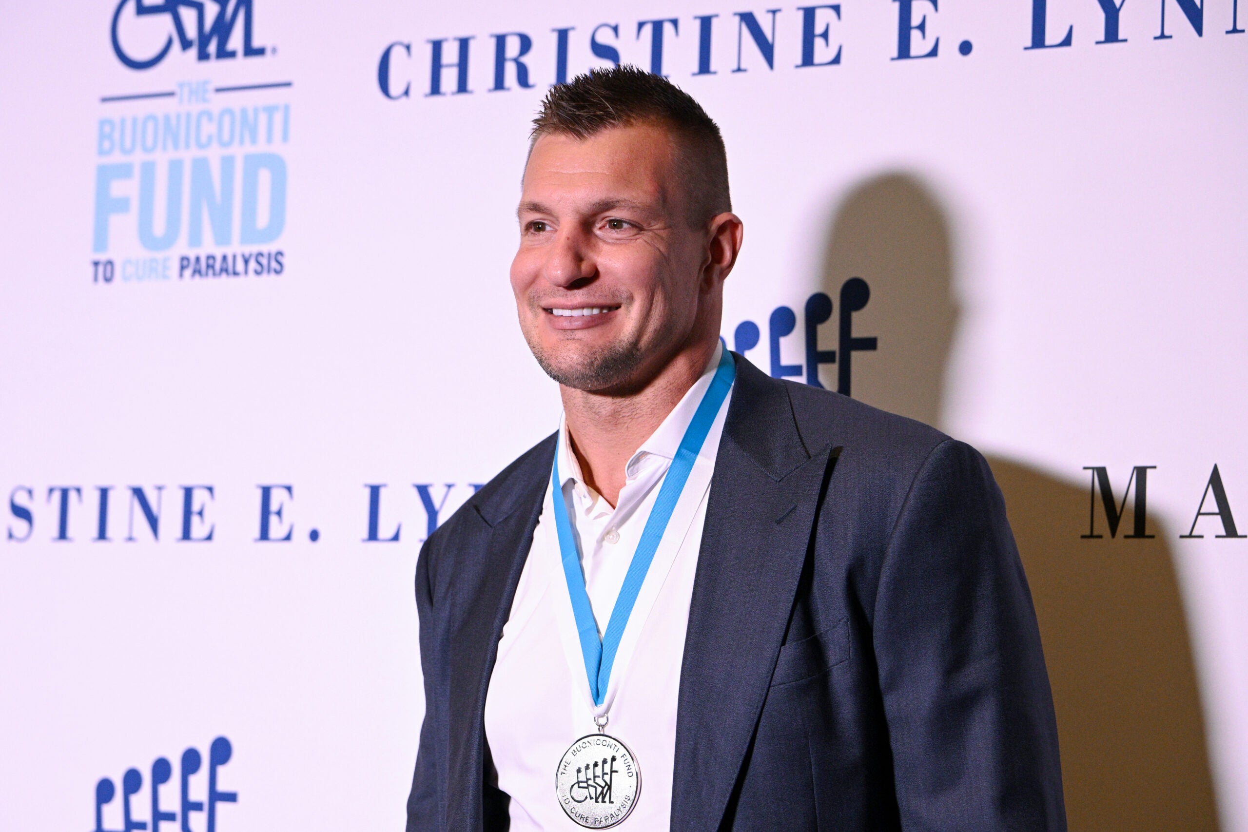 boston.com - Hayden Bird - Rob Gronkowski predicts a point in the 2026 season when the Patriots will be 'very dangerous