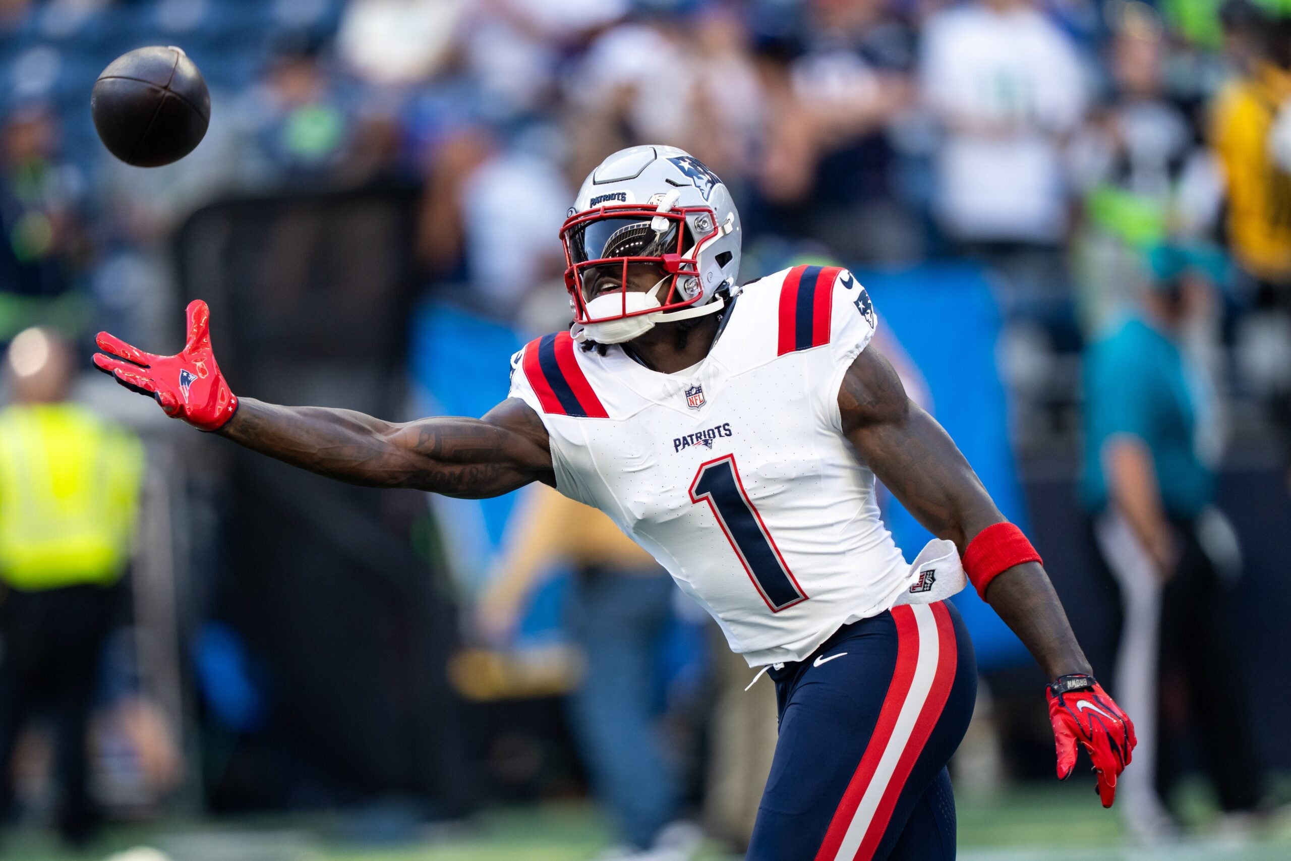 boston.com - Kaley Brown - Patriots injury report: 2 players out vs. Jets, plus latest on A.J. Brown