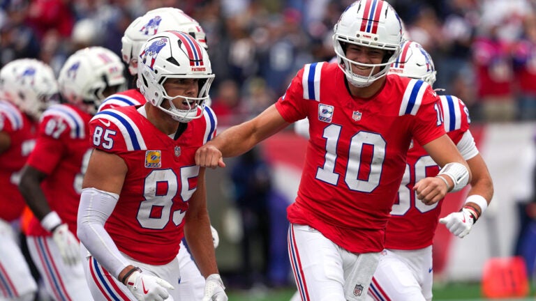 New England Patriots quarterback Drake Maye (10) and New England Patriots tight end Hunter Henry (85) celebrate after combining to score late in the 2nd quarter. The New England Patriots host the Las Vegas Raiders in a NFL game Sunday October 11, 2026 at Gillette Stadium in Foxborough, MA.